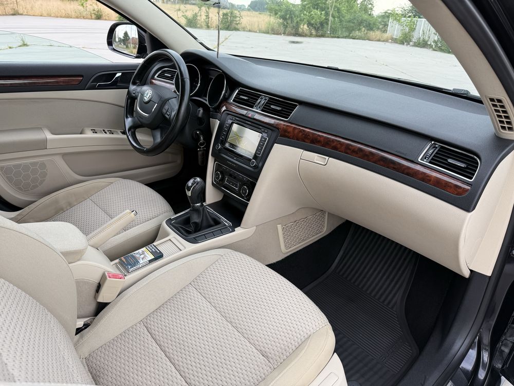 Skoda Superb 2.0 TDI HighLine 2012 Euro 5
