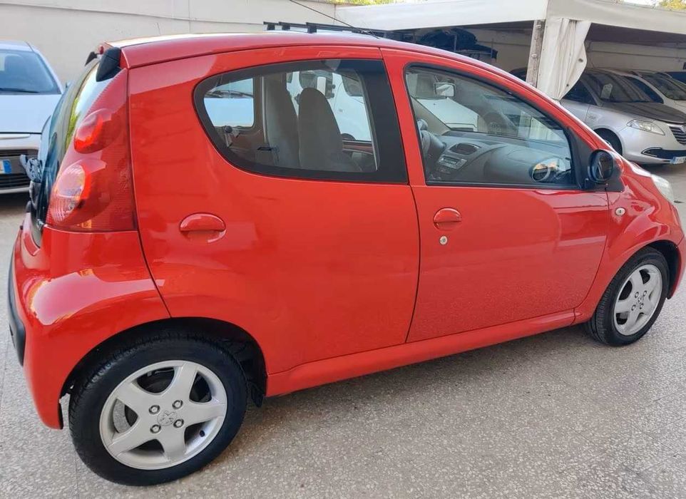 Peugeot 107 benzina cutie robotizata euro 5