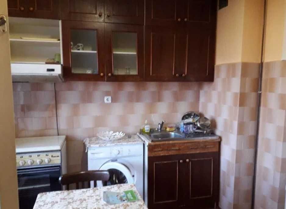Дава се под наем Едностаен апартамент в Пловдив, Христо Смирненски - 33 кв.м за 147.9 € - Снимка #1