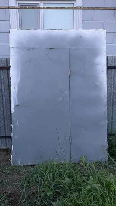 Продам металические двери 50000 тг каждые