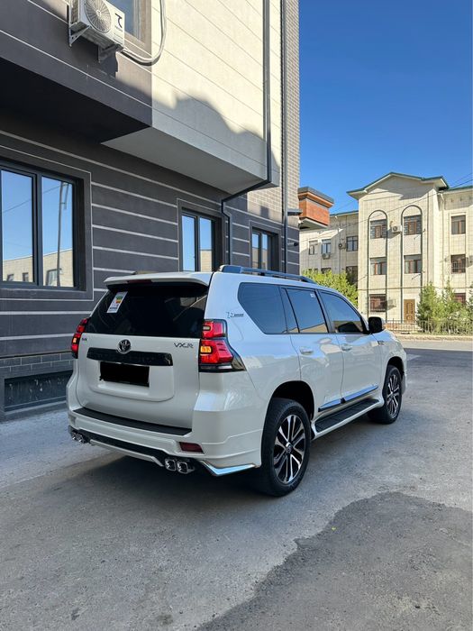 Tayota Land Cruiser Prado 150