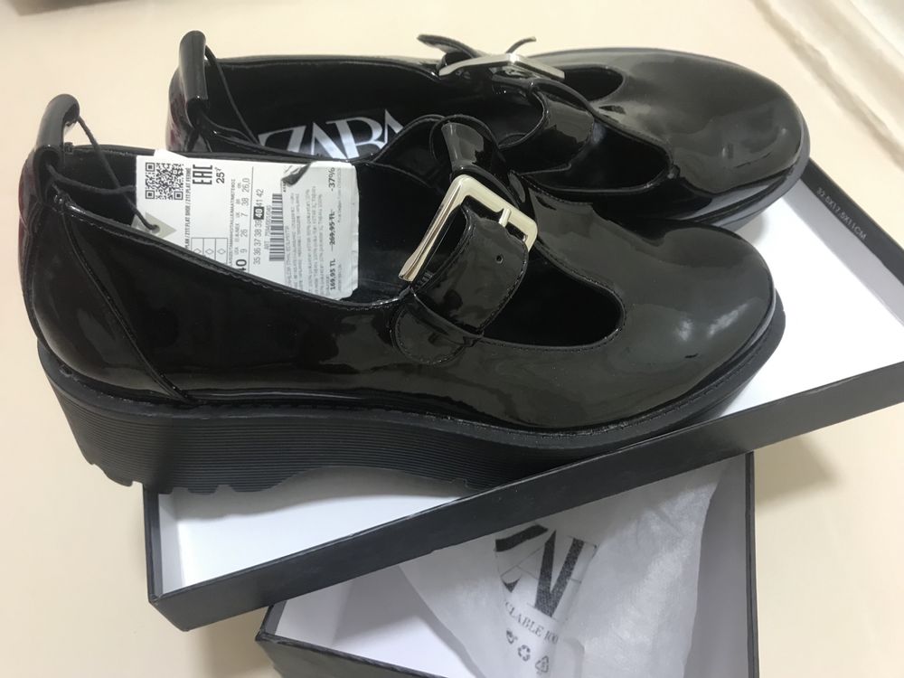 Женские туфли ZARA