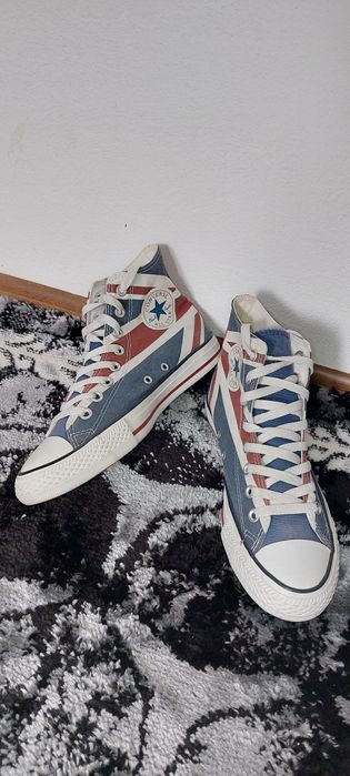 Tenişi Converse mărimea 40