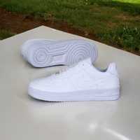 Adidasi Barbati Nike Air Force 1