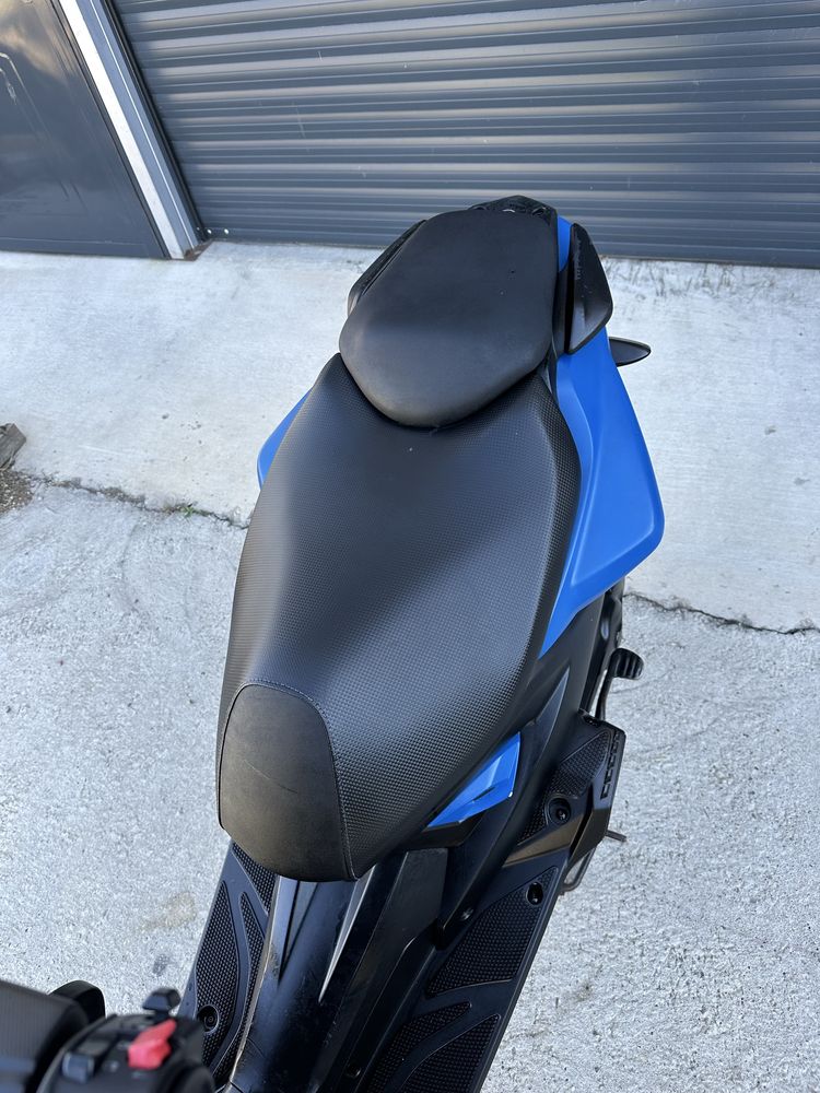 Yamaha Aerox R