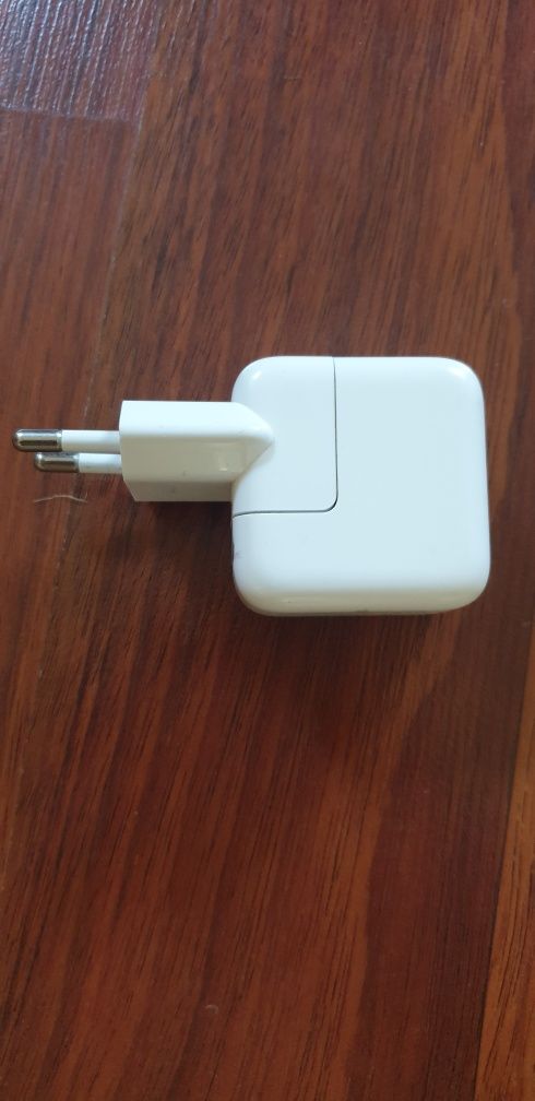 Apple adaptor 10 w