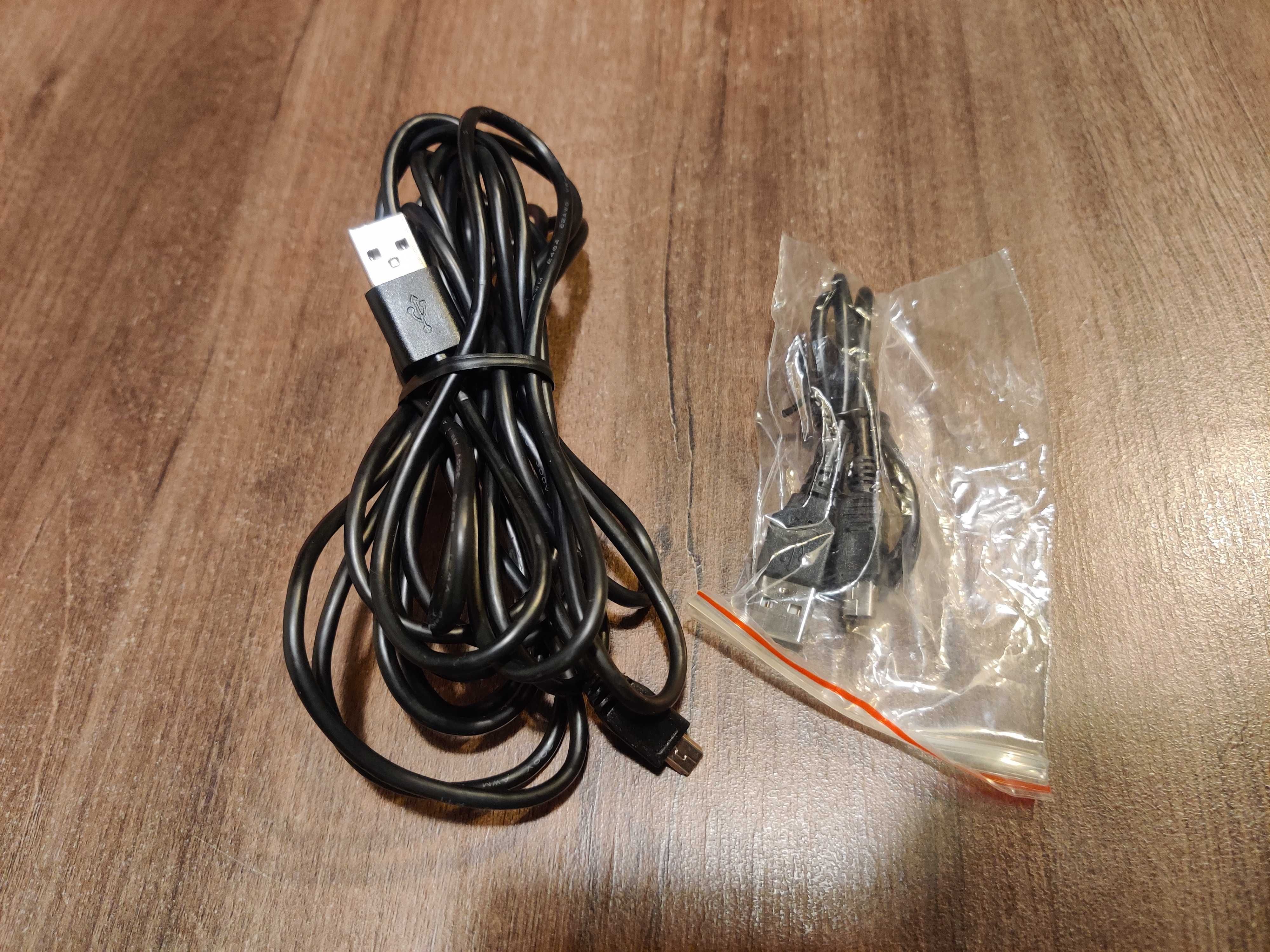 Cablu 4m miniUSB si incarcatoare USB auto 12V de 3.1, 2.1, 1.4 A