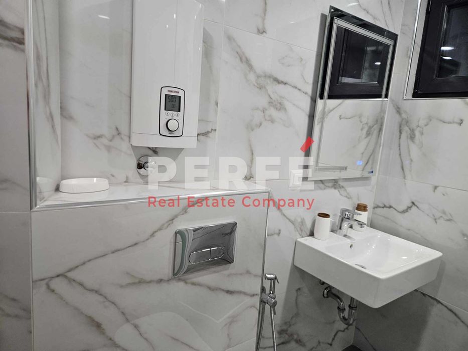 Дава се под наем Тристаен апартамент в Бургас, Център - 90 кв.м за 1100 € - Снимка #10