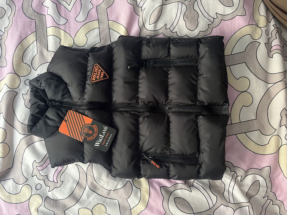 Безрукавка 2-3 жас ұл балаларға новая