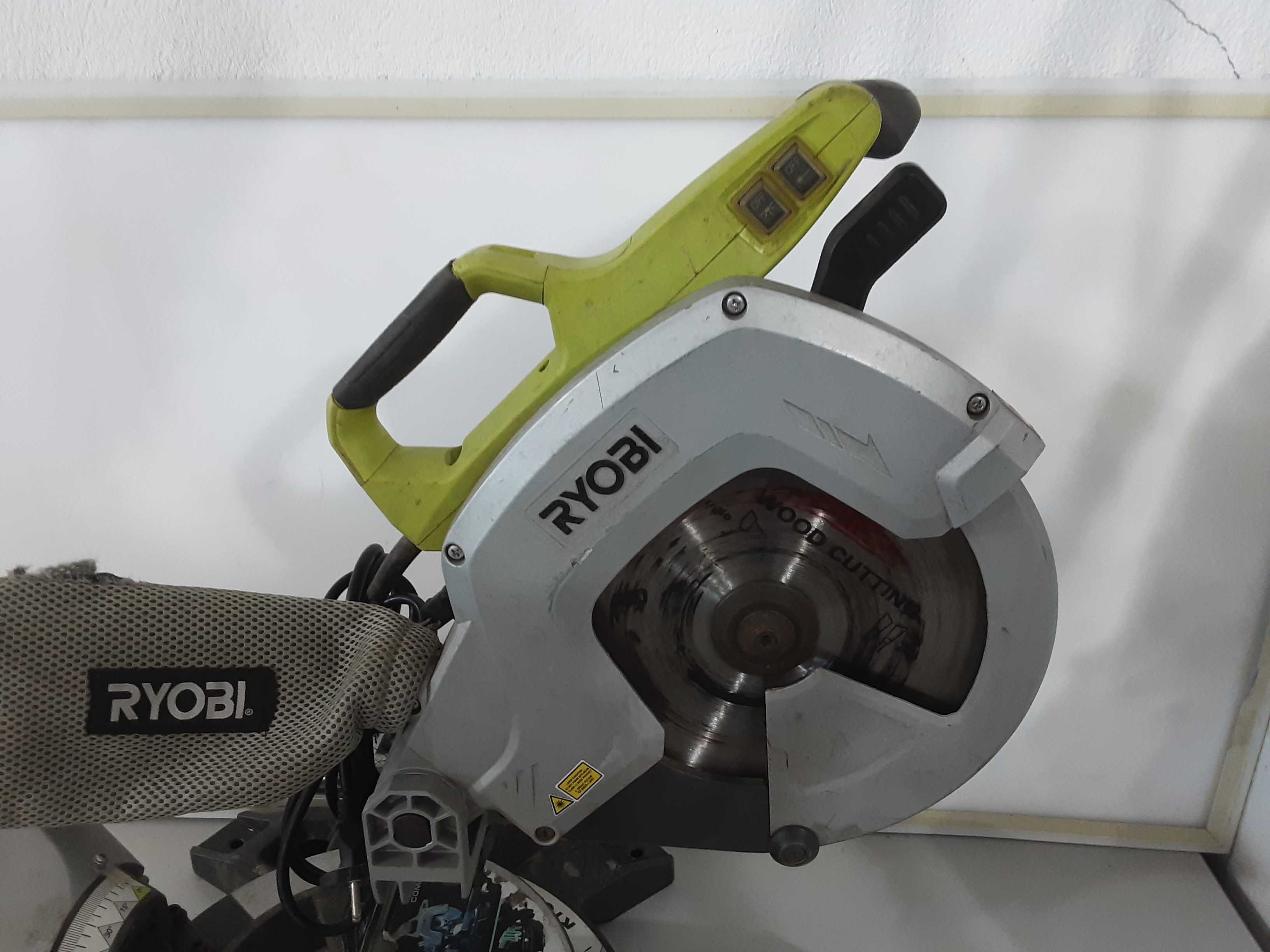 Циркуляр пендула - Ryobi 2000W / 254mm