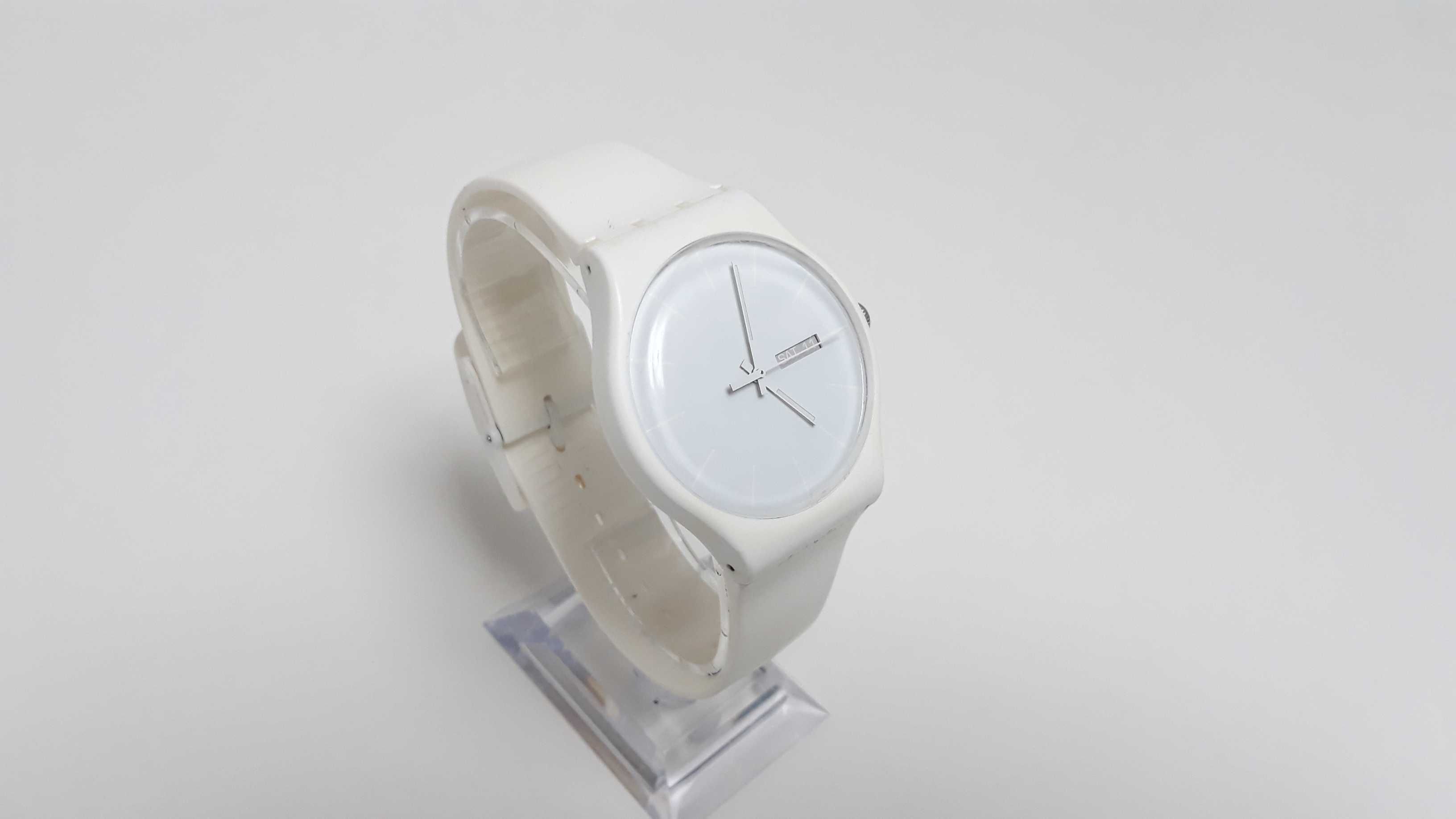 Ceas Elvetian Swatch White Rebel SUOW701