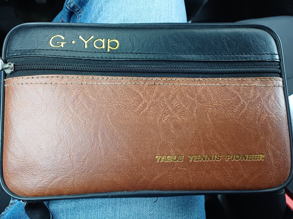 Palete  Stiga și G  Yap