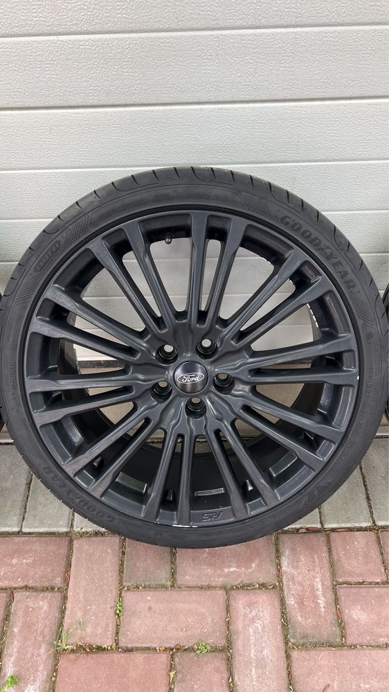 Vand 4x Jante Ford Focus RS 19 + anvelope vara Goodyear