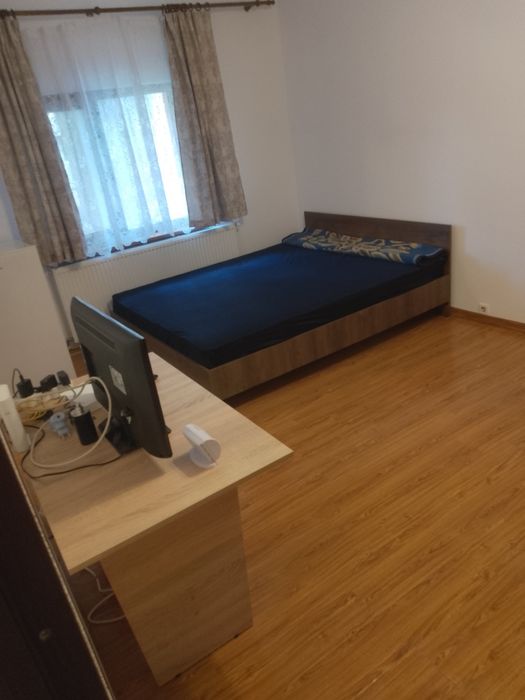 Vând Garsoniera confort 1