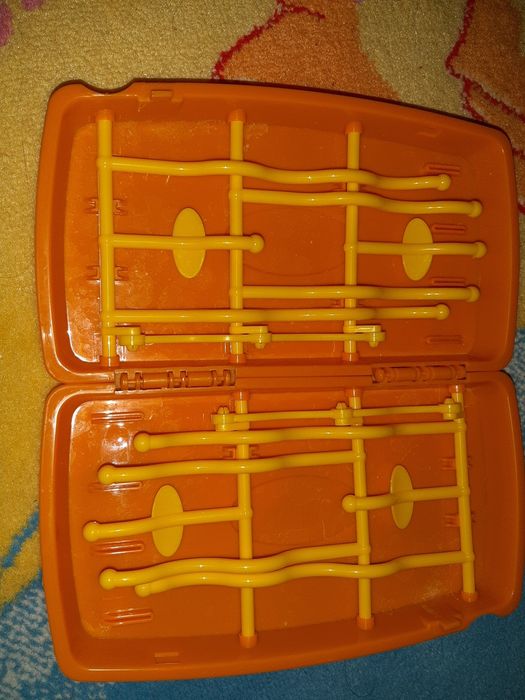 Suport pentru uscat biberoane