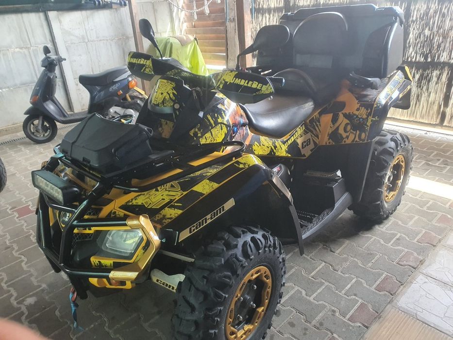 Vând atv Can-Am outlander 800