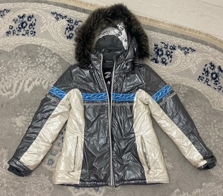 Куртка спортивная