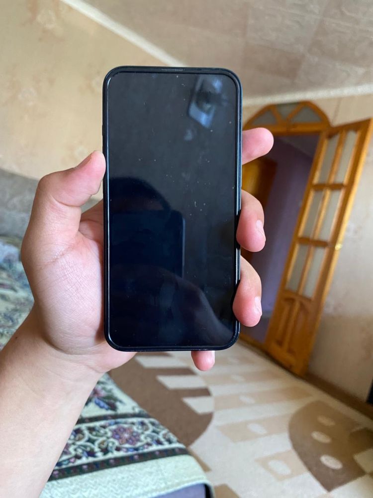 Iphone - 13…………..