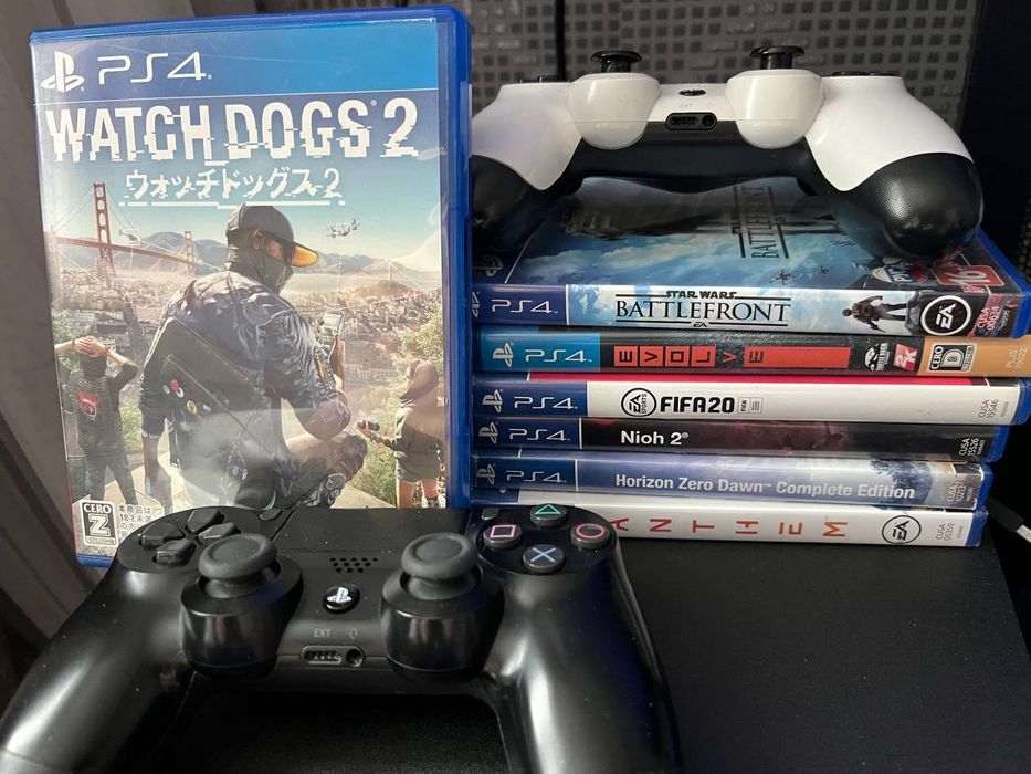 PlayStation 4 slim 1Тб и 4 игры