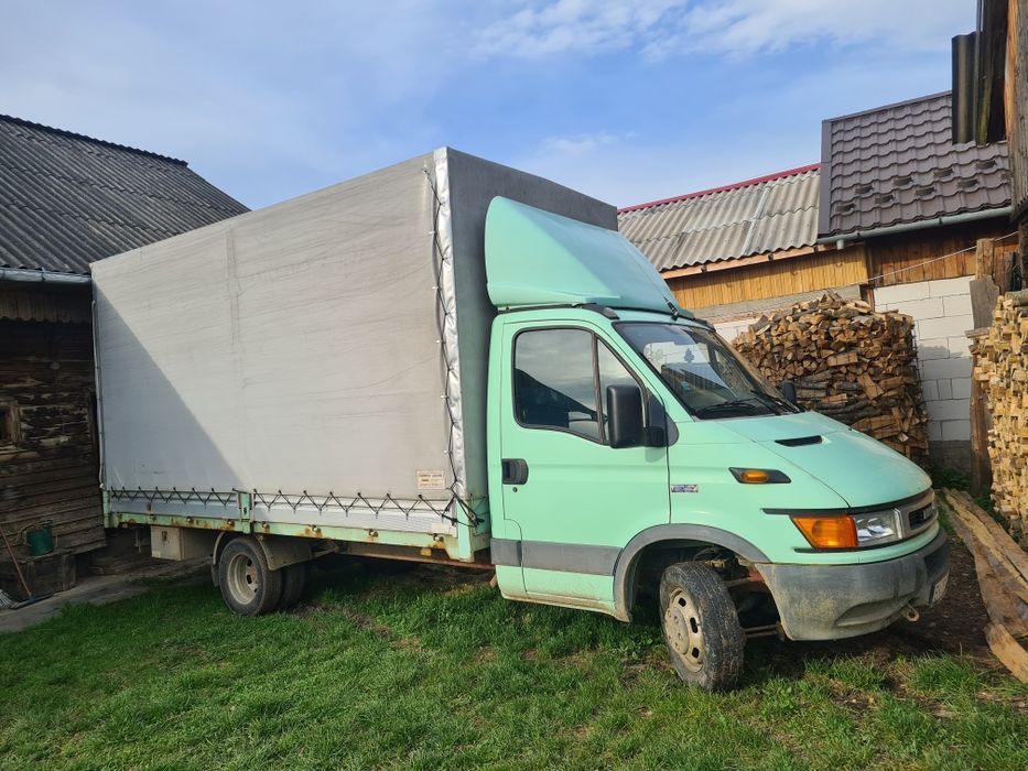 Vând iveco daily