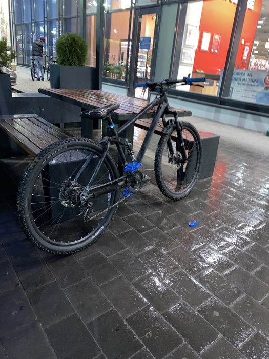 bicicleta full suspensie