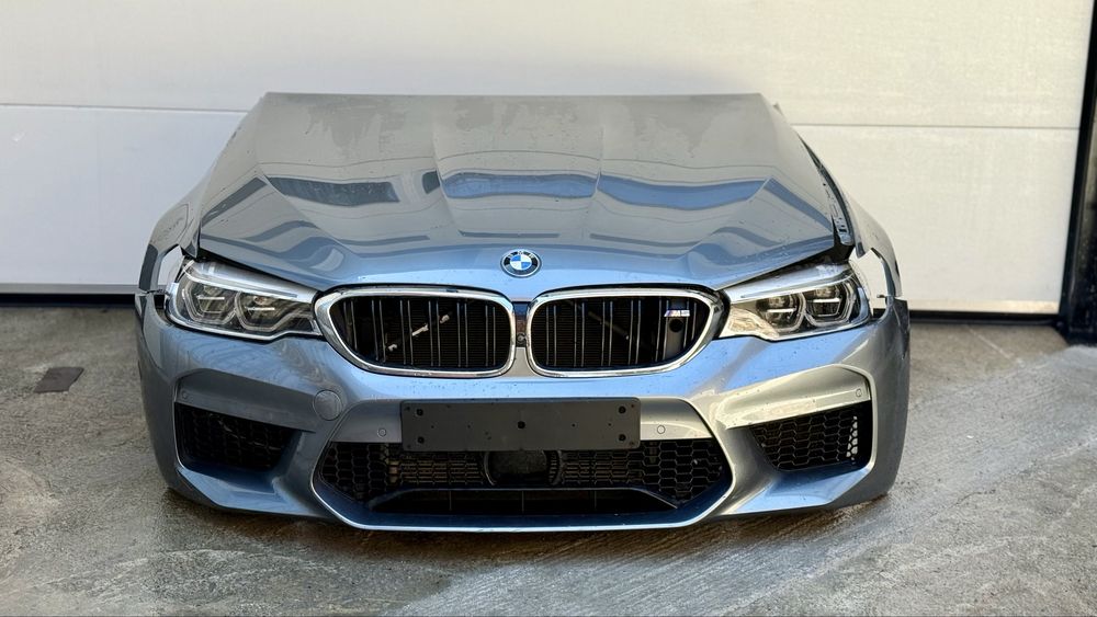 BMW M5 F90 Части за челен удар