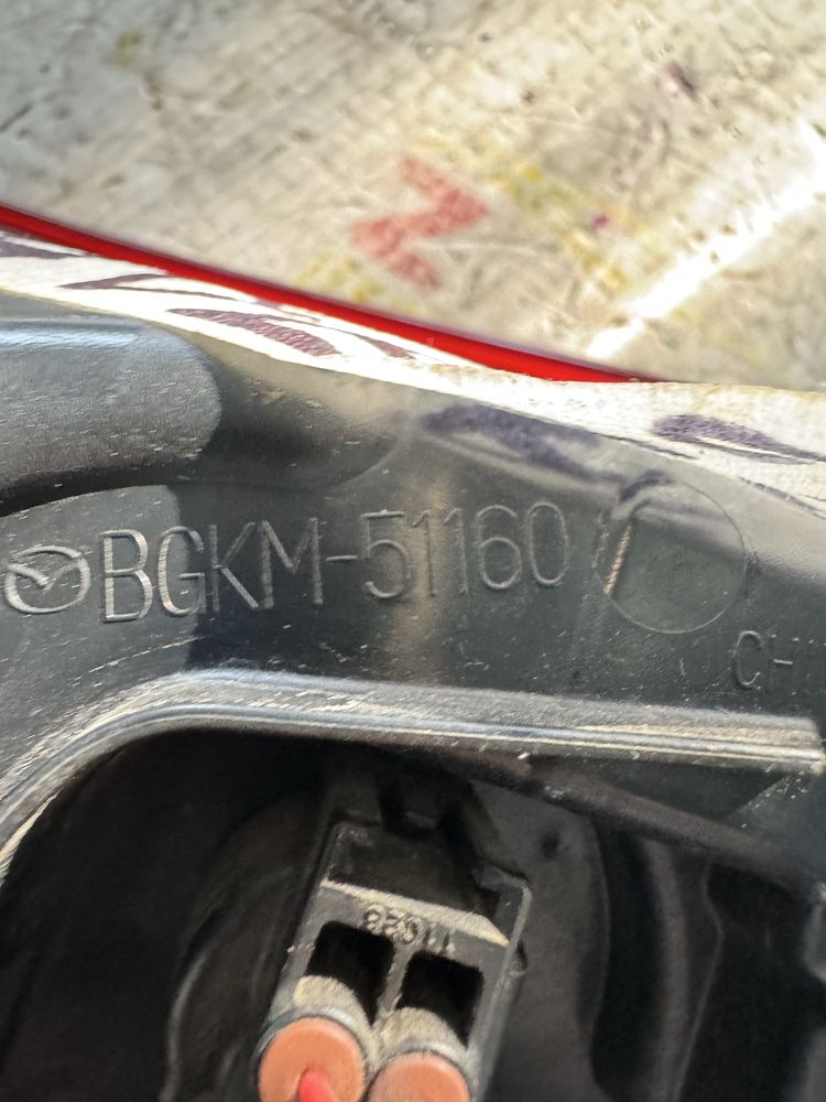 Lampa stop stanga spate Mazda 3 BP berlina sedan limuzina 2019-2025