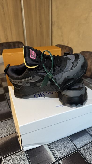 Off-White ODSY-1000 Sneakers/Adidasi  – mărimea 42 – Noi