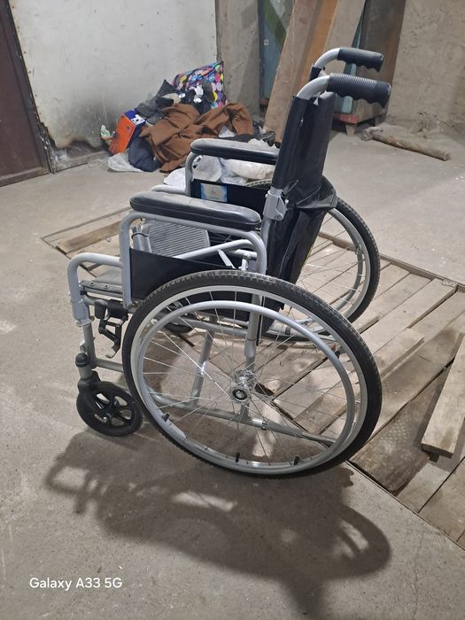 Продам коляску инвалидную