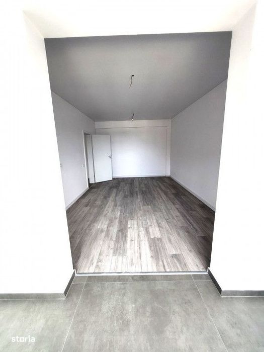 Vanzare Apartament 3 camere/bucatarie mobilata in pret