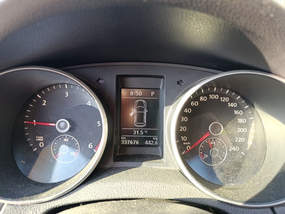 VW Golf 6 1.6 tdi dsg blue motion