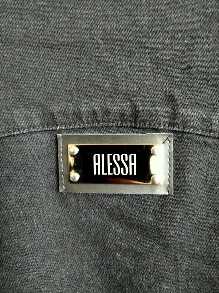 Рокля-риза Алесса, Alessa