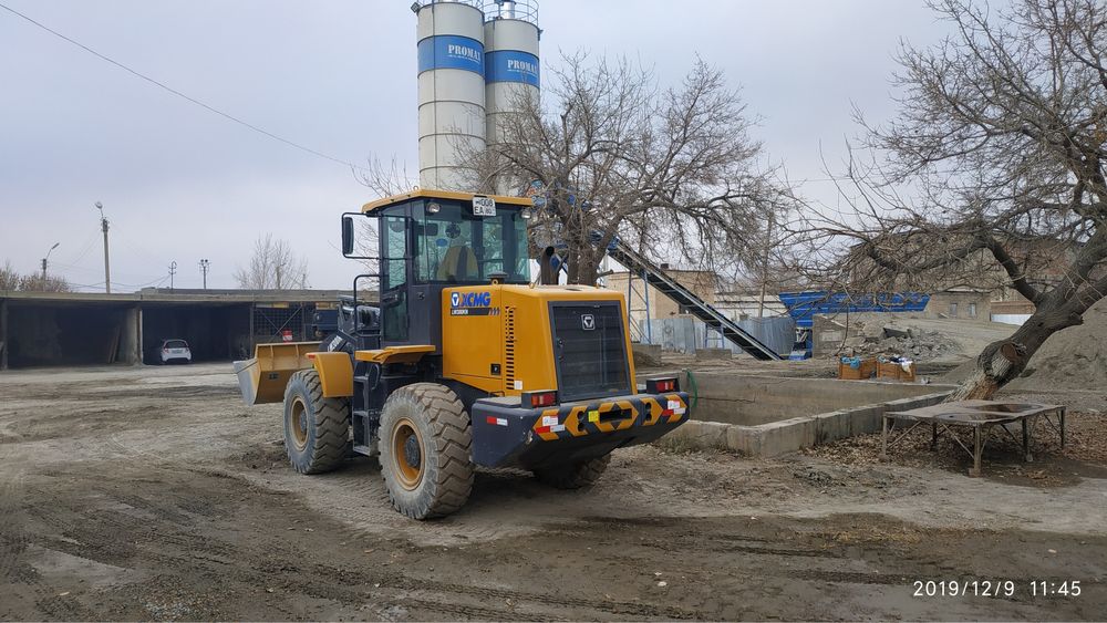 Бетонный завод турецкий 60 куб час. Бетон любой марки.