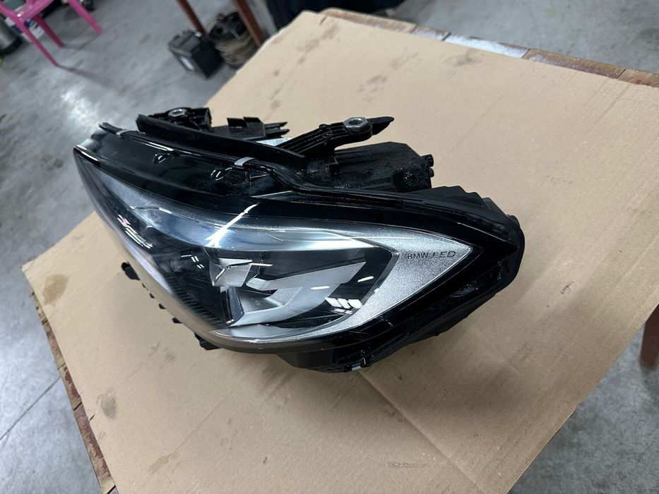 ляв фар за bmw g20 g21 led