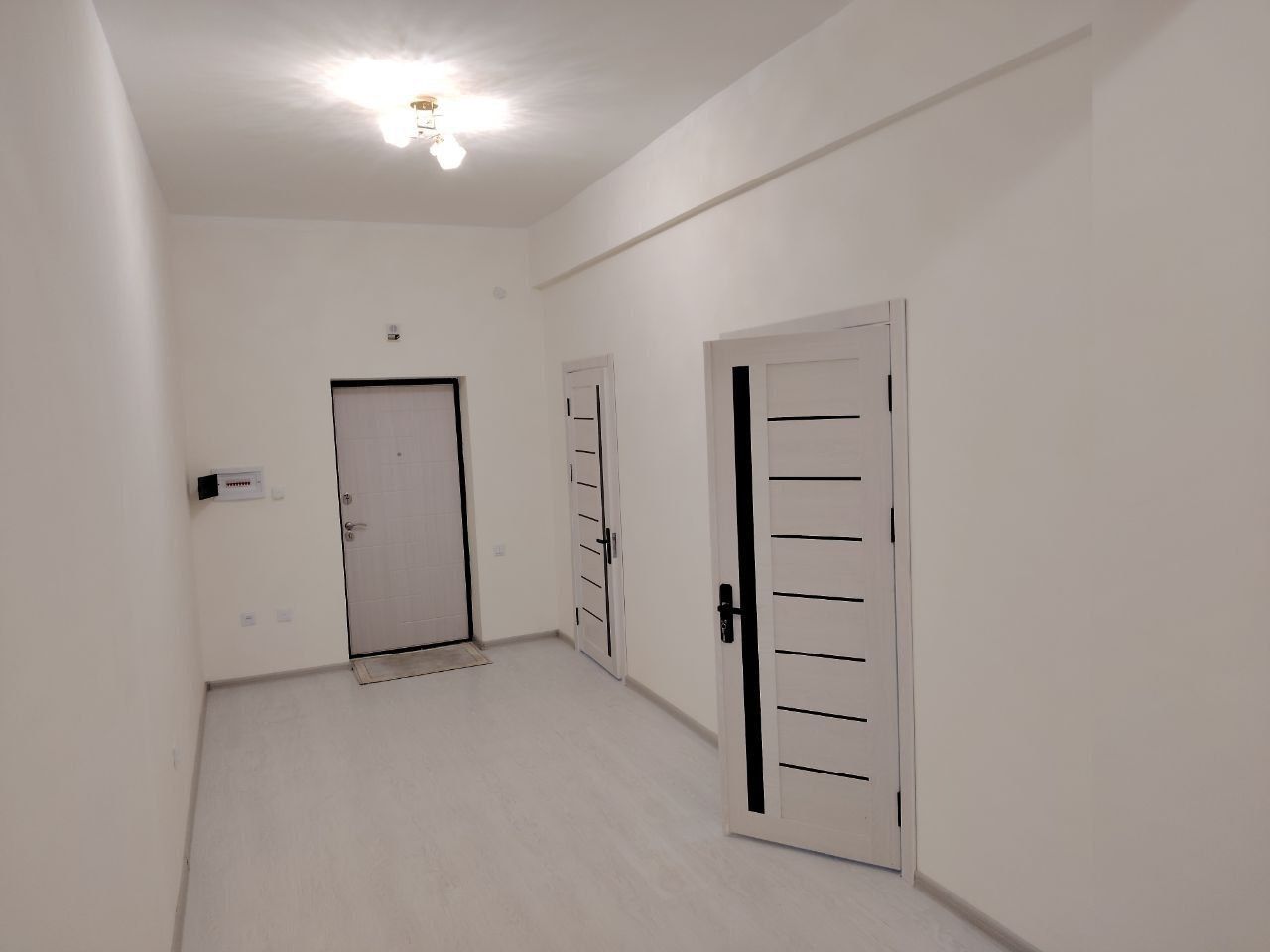 Yengi Dom 1etaj Qorasuv 6 Gai Orqasida