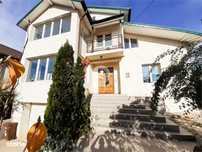 Casa D+P+M ,str.1 decembrie ,Valea Lupului, 960mp teren,264mp utili
