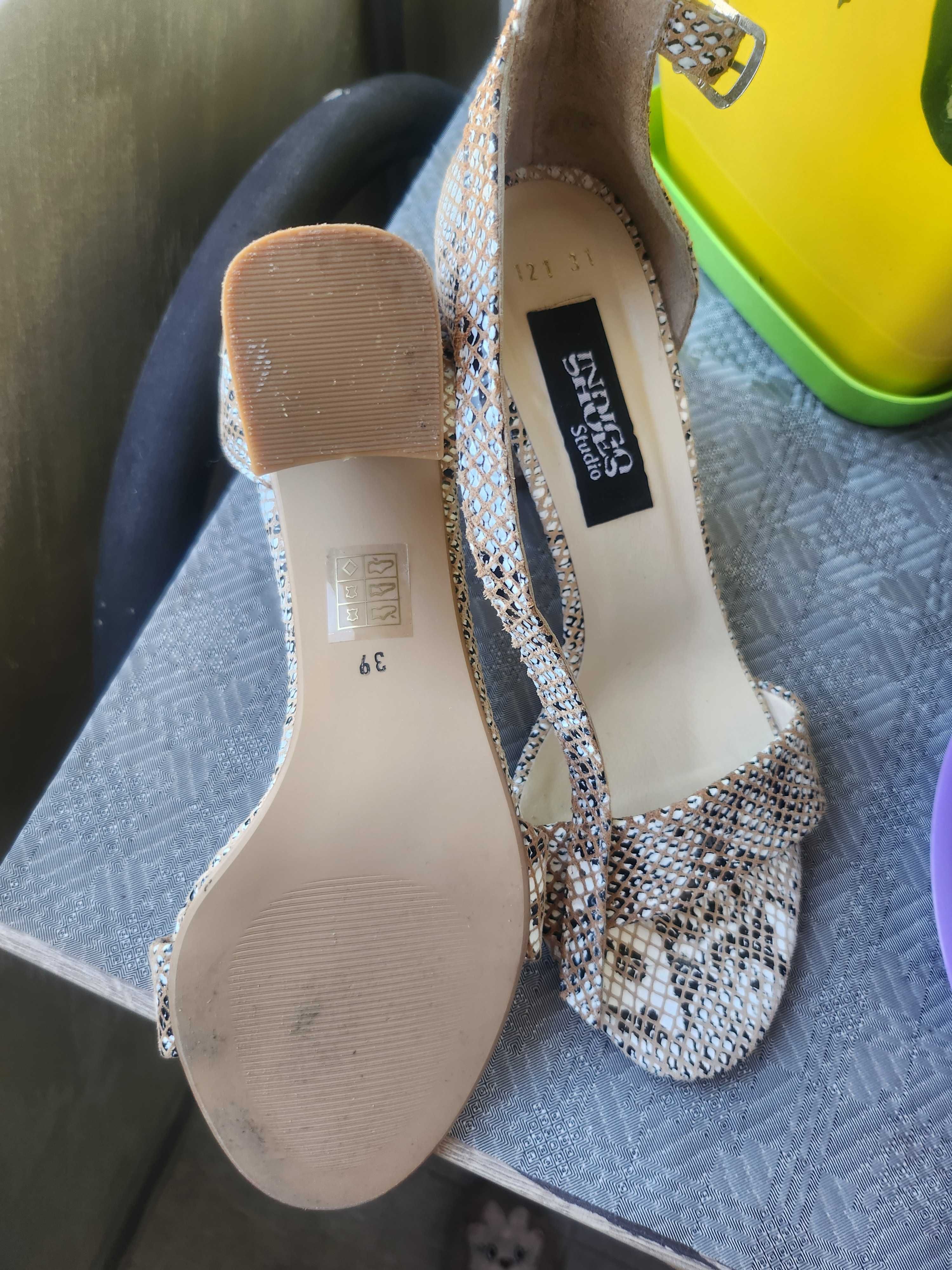 Сандали INDIGO shoes