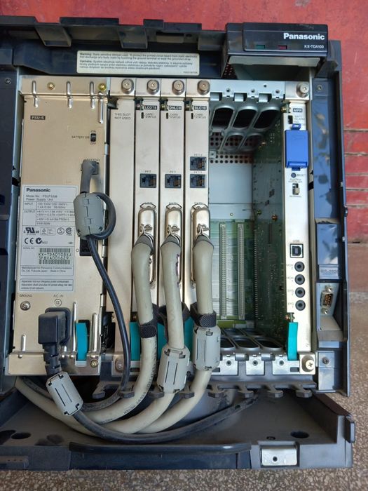 Centrala telefonica Panasonic KX-TDA100