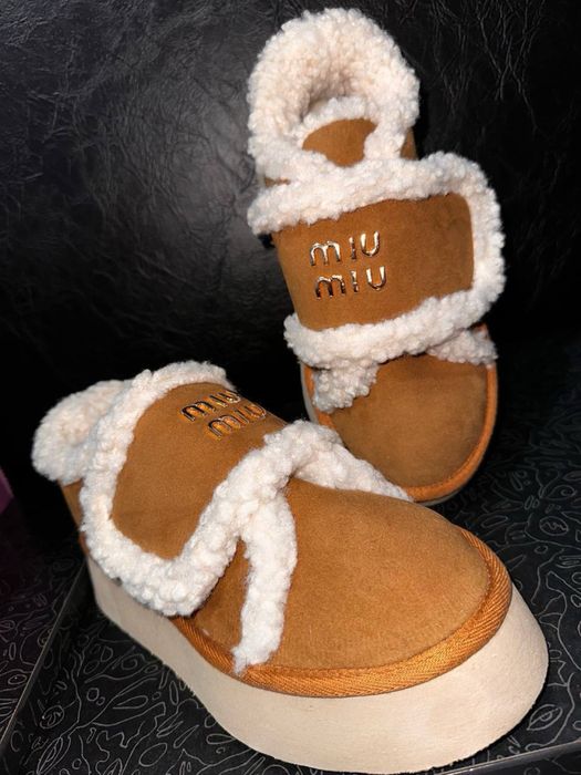 Ugg Miu miu maro