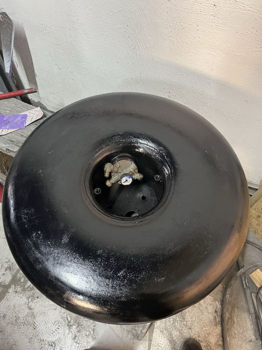 Продам газовый баллон под запаску. Тороидальный.