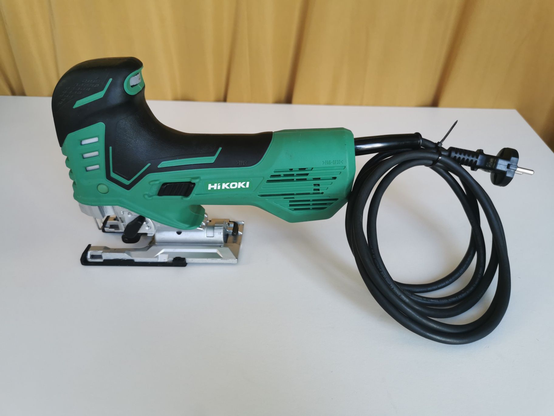 Fierăstrău pendular/șoricel Hikoki CJ160VA, 800W