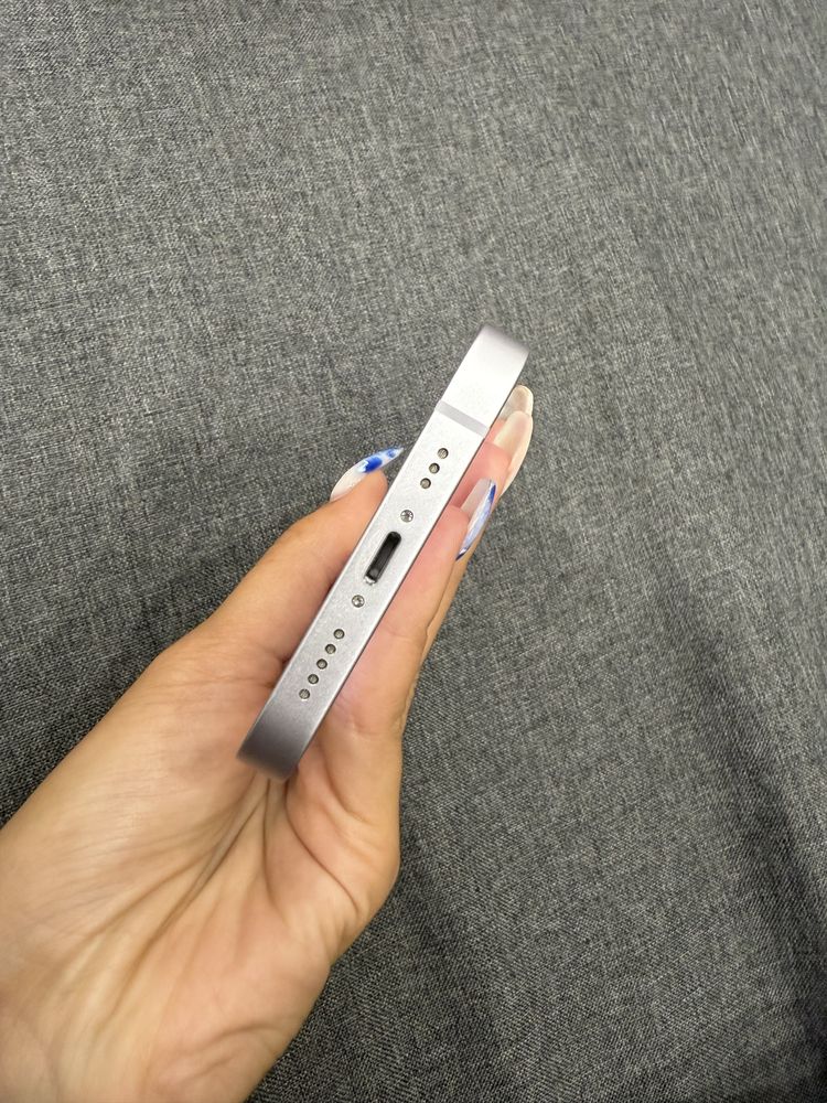 Iphone 14 purple