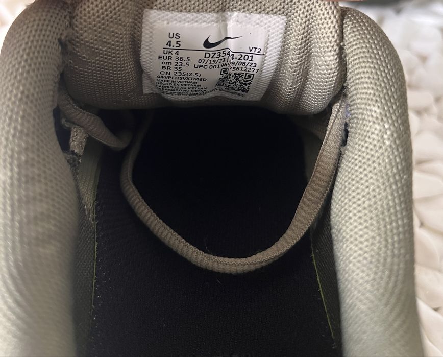 Nike Air Max Pulse Roam Neutral Olive marimea 36,5