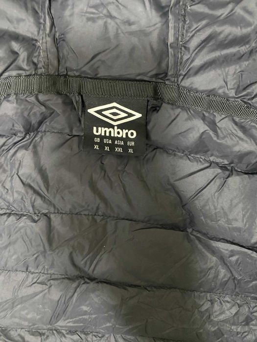 ''Umbro''оригинално мъжко пухено яке Л размер