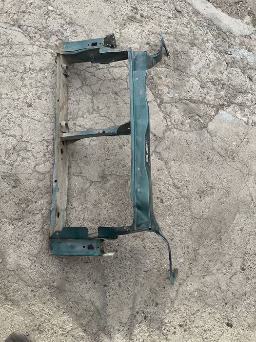 Хонда Logo по зачастям