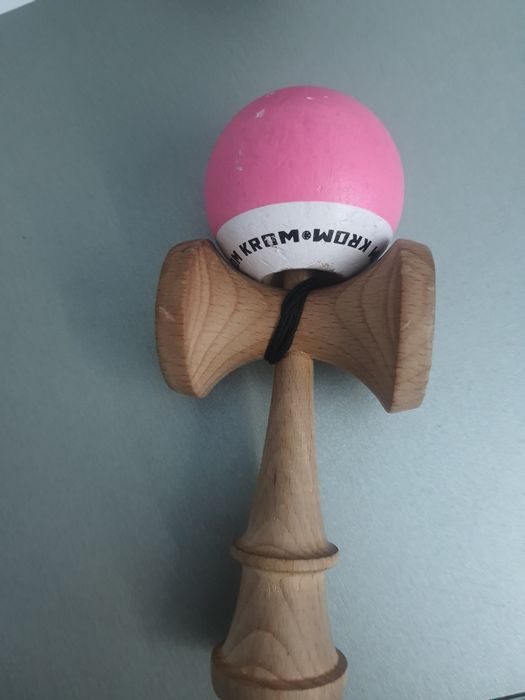 Kendama KROM POP rubber