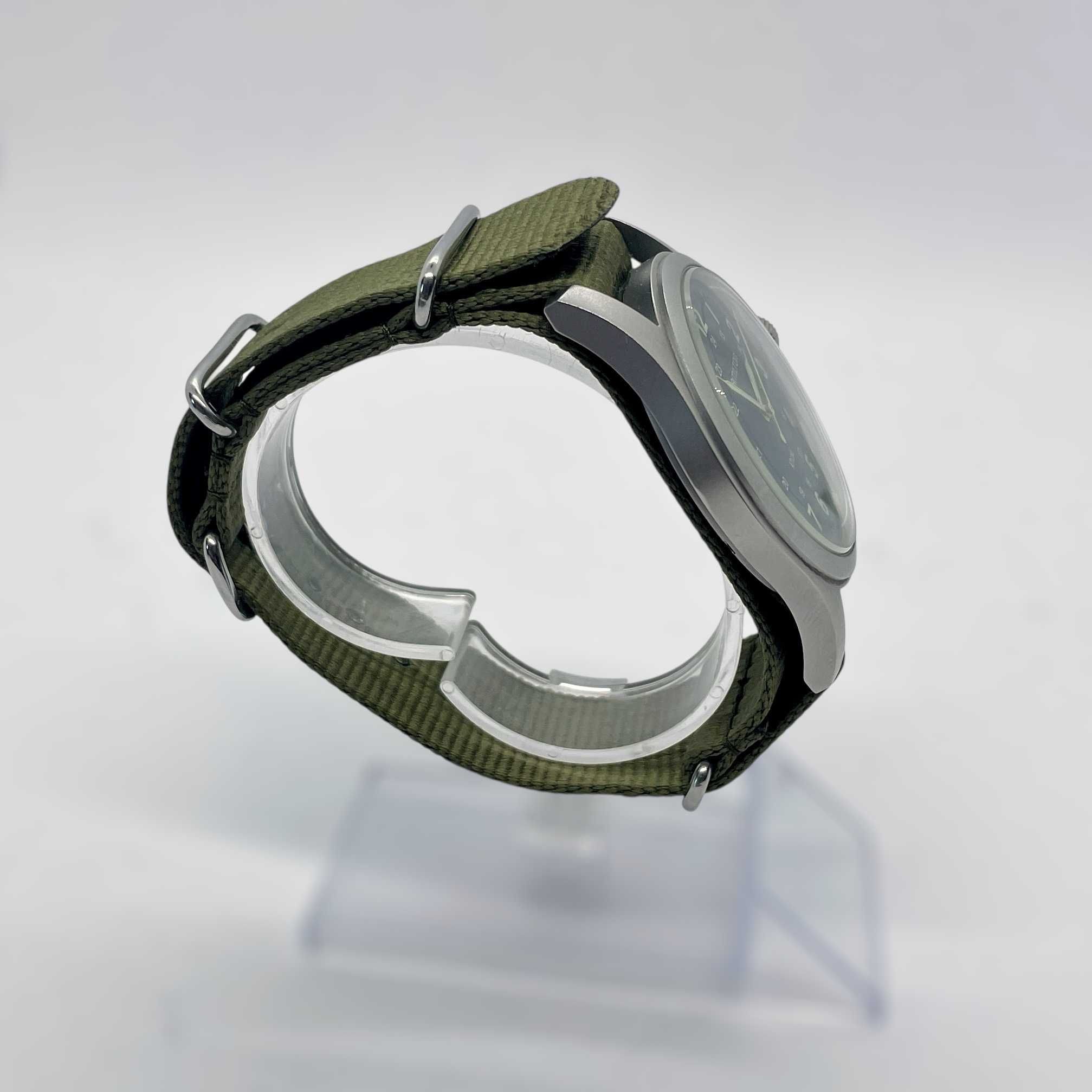 Hamilton Khaki Field NATO - 42mm / green military strap