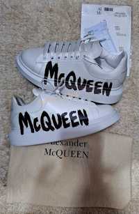 Нов модел Alexander McQueen