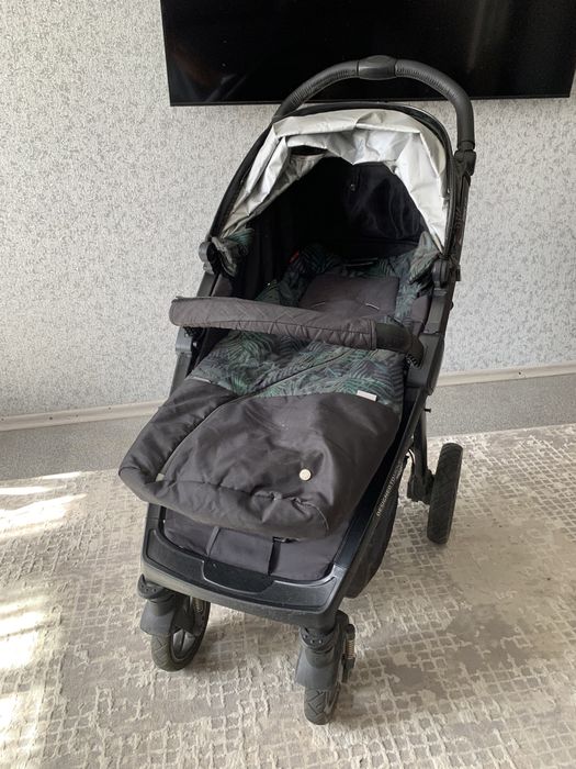 Коляска прогулочная