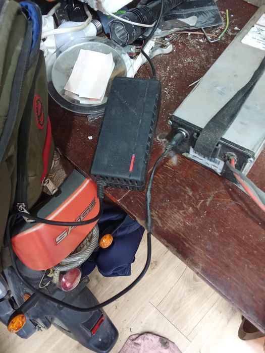 Baterie bicicleta electrica 36volti cu incarcator